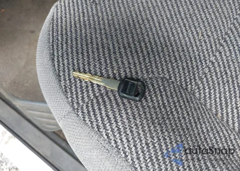 1997 Chevrolet S-10 Ls Fleetside из США, поврежденный, VIN 1GCCS19X1V8188601